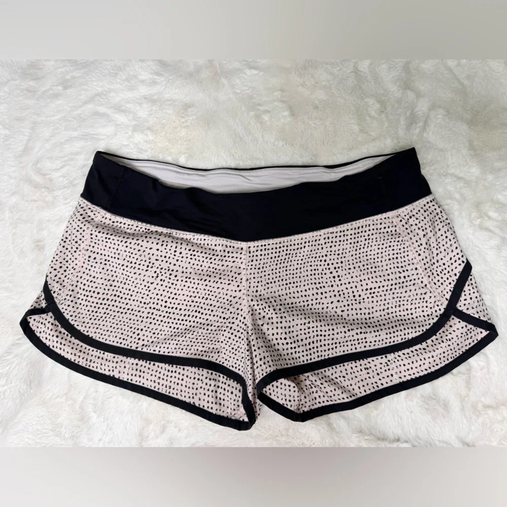 Lululemon Womens Speed Up Cheetah Print Pink Black Running Shorts, Size 10